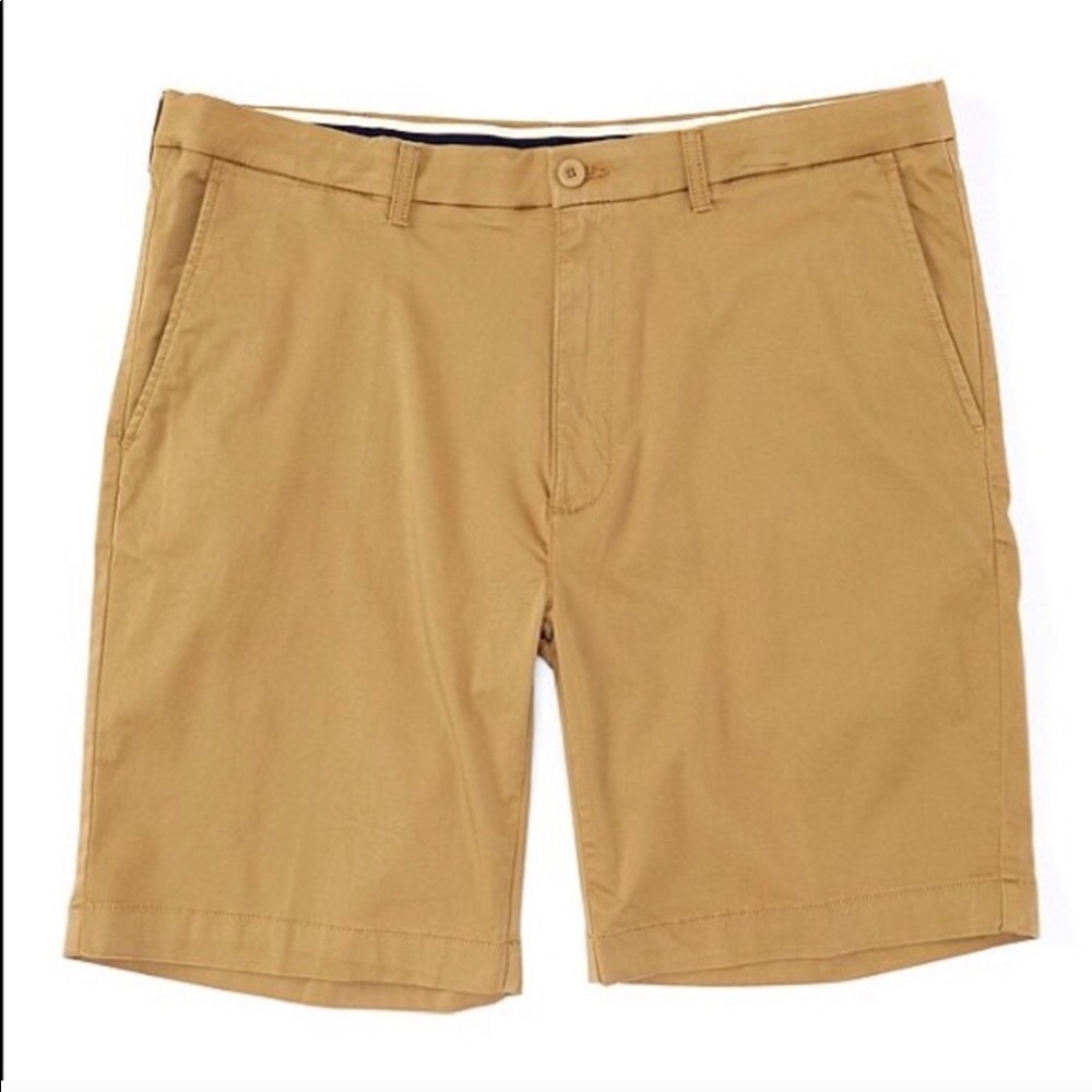Men’s ROUNDTREE & YORKE casuals khaki shorts